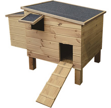 Hühnerstall aus Holz mit Rampe