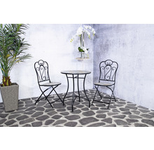 Gartensitzgruppe mit Tisch und zwei Stühlen im Freien