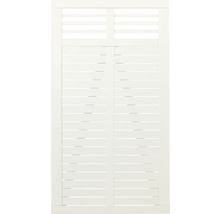 Weißer Fensterladen mit Lamellen