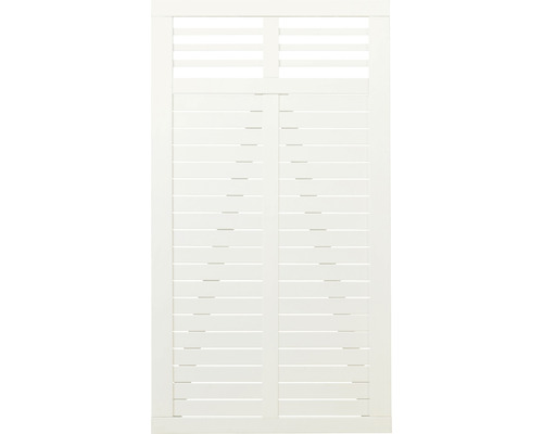Weißer Fensterladen mit Lamellen