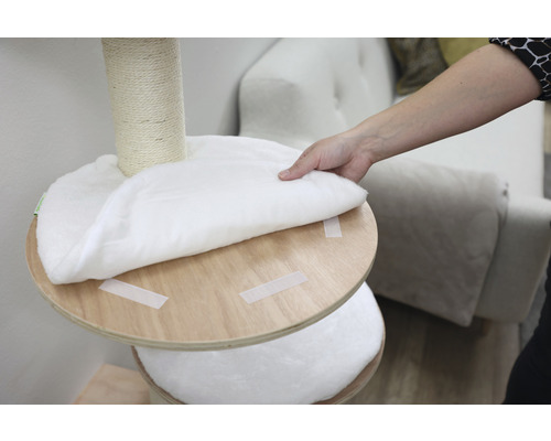 Katzenbaum mit abnehmbarem Kissen zur einfachen Reinigung