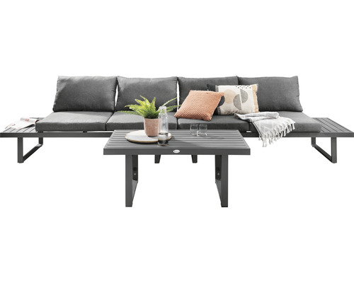 Graue Gartenlounge mit Tisch und Kissen