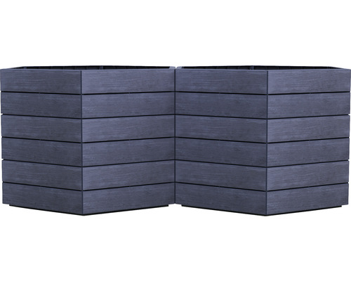 Zwei Pflanzkästen aus Holz