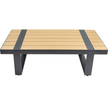 Quadratischer Terrassentisch mit Tischplatte in Holzoptik und Metallgestell