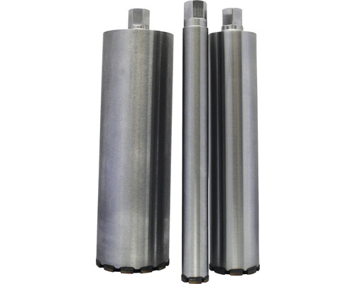 Drei Metall-Kernbohrer unterschiedlicher Größe