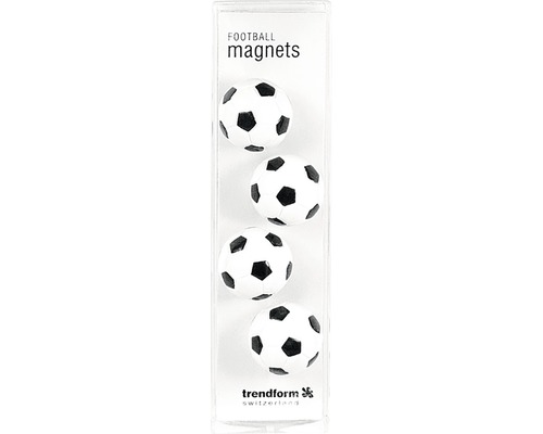 Vier Fussball Magnete im transparenten Behälter