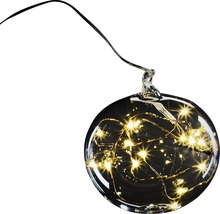 Dekorative Glaskugel mit integrierter Lichterkette.