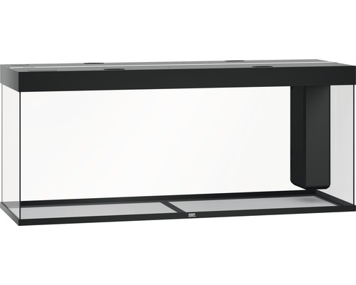 Leeres Aquarium mit Filtersystem