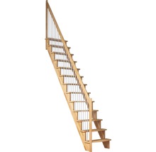 Holztreppe mit Geländerstäben
