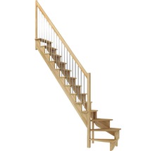 Holztreppe mit Metallgeländer