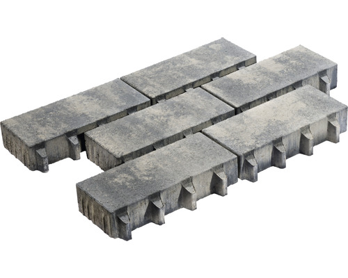 Sechs graue Pflastersteine mit Abstandhaltern