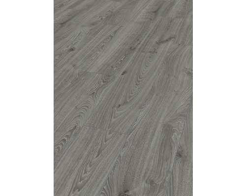 Nahaufnahme von Laminatboden mit Holzoptik