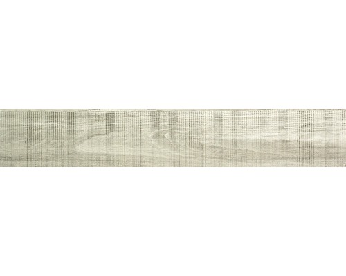 Helle Holzpaneele mit feiner Maserung