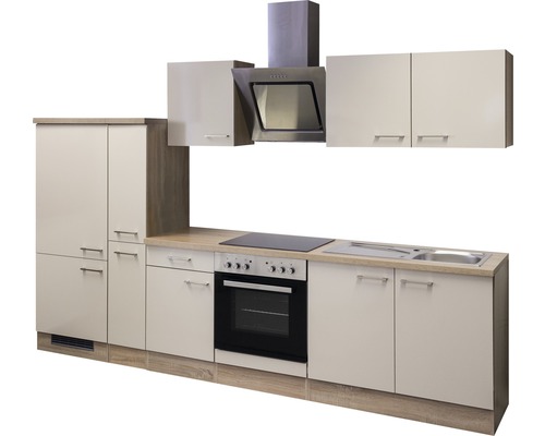 Komplette Küche mit Schränken, Spüle, Herd, Backofen und Dunstabzugshaube