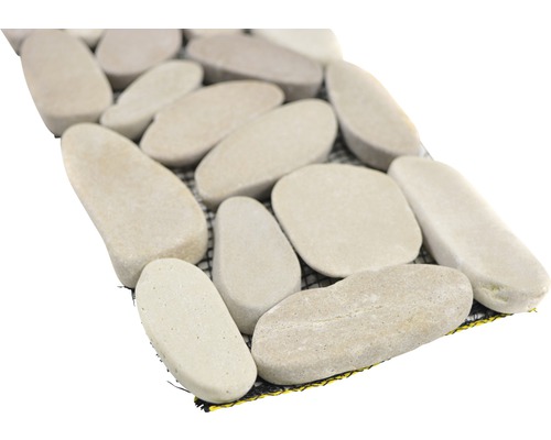 Mosaikmatte mit Kieselsteinen