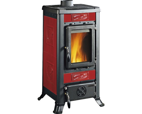 Kaminofen mit Feuerraum und Sichtfenster
