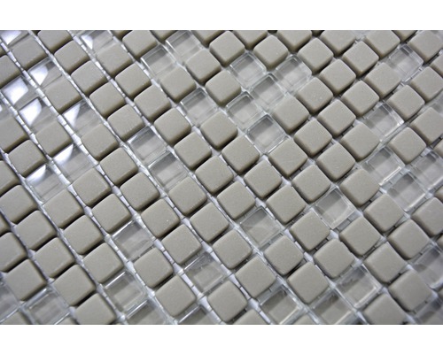 Mosaikfliesen mit quadratischem Design aus Stein und Glas