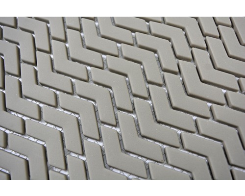 Mosaikfliesen im Chevron-Muster für Wand- und Bodengestaltung