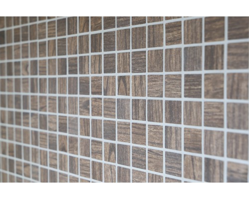 Mosaikfliesen mit Holzoptik