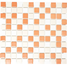 Mosaikfliese mit quadratischen Elementen