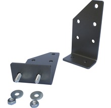 Metallwinkel mit Schrauben und Muttern
