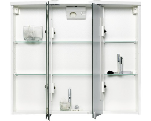 Weißer Spiegelschrank mit drei Türen, Steckdose und Glasablagen