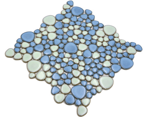 Mosaikfliese aus Keramik mit Kieselsteinoptik