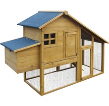 Hühnerstall aus Holz mit Fenster und Auslaufgitter