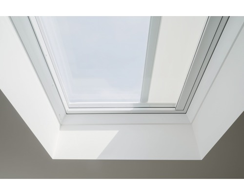 VELUX Hitzeschutzmarkise für Flachdachfenster MSG 100100 6090WL solarbetrieben weiß