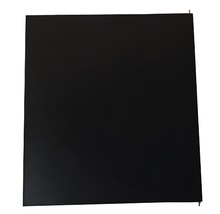 Schwarze Metallabdeckung