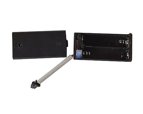 Batteriehalterung mit zwei Fächern und Kabel