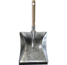 Kehrblech aus Metall mit Holzgriff