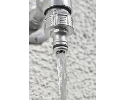 Gardena Wasserhahn mit laufendem Wasser