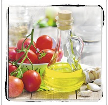 Stillleben mit Öl in Glasflasche, Tomaten und Knoblauch