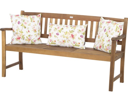 Holzbank mit drei floralen Kissen