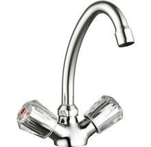 Wasserhahn aus Metall mit transparenten Griffen