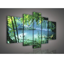 Mehrteiliges Wandbild mit Wasserfallmotiv und üppiger Vegetation