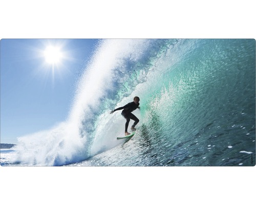 Badrückwand mySPOTTI aqua Surfing USA 90x45 cm Ein Surfer reitet auf einer Welle.