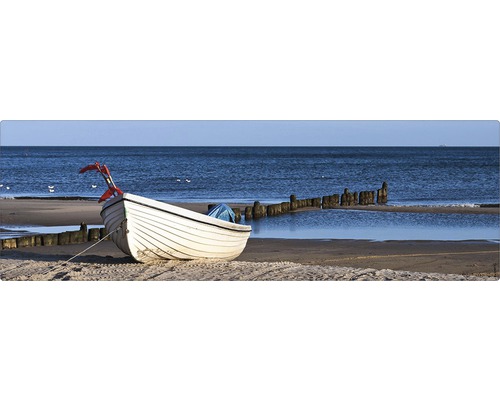 Badrückwand mySPOTTI aqua Boat 140x45 cm Boot am Strand mit Holzpfosten im Wasser