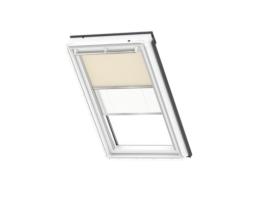 Dachfenster mit Verdunkelungsrollo und Jalousie