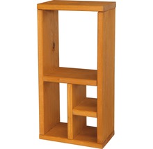 Regal aus Holz mit mehreren Fächern