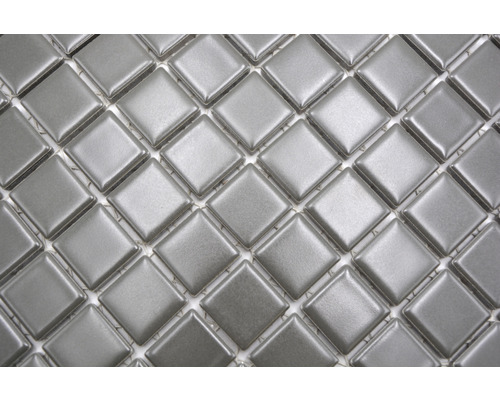 Mosaikfliese mit quadratischen Elementen