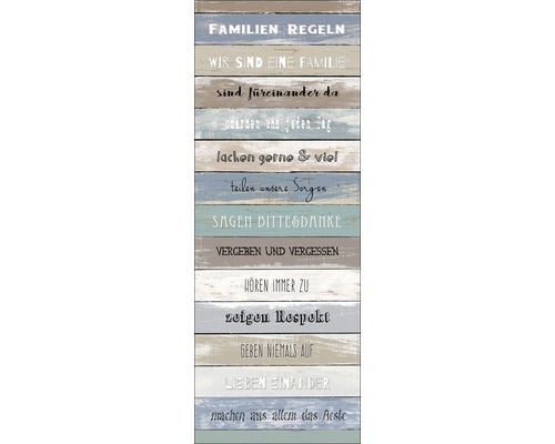 Dekoratives Schild mit den Aufschriften Familienregeln, Wir sind eine Familie, Sind füreinander da und mehr.