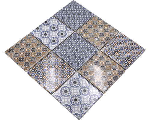 Quadratische Fliesen mit verschiedenen gemusterten Designs