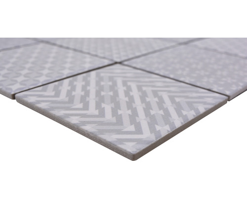 Keramikfliesen mit Muster