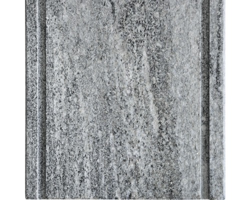 Graue Bodenfliese mit Struktur