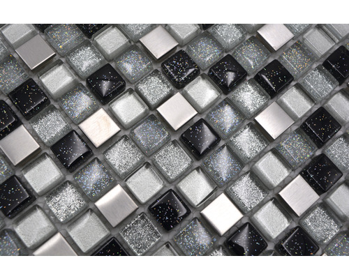 Mosaikfliesen aus Glas und Metall