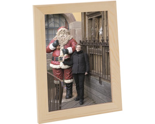 Holz Bilderrahmen mit einem Foto von einer Frau neben einer Weihnachtsmannstatue