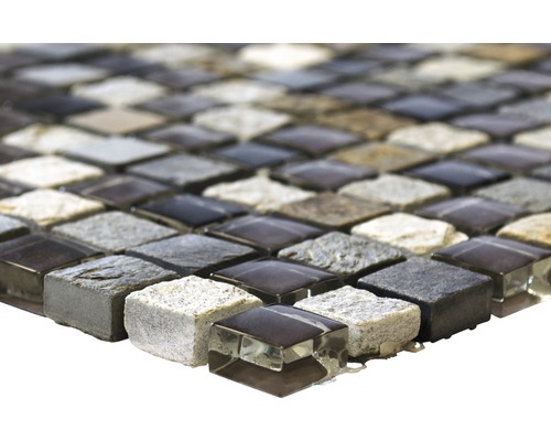 Mosaikfliesen aus Glas und Naturstein