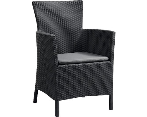 Gartensessel aus Polyrattan mit Armlehnen und Sitzkissen